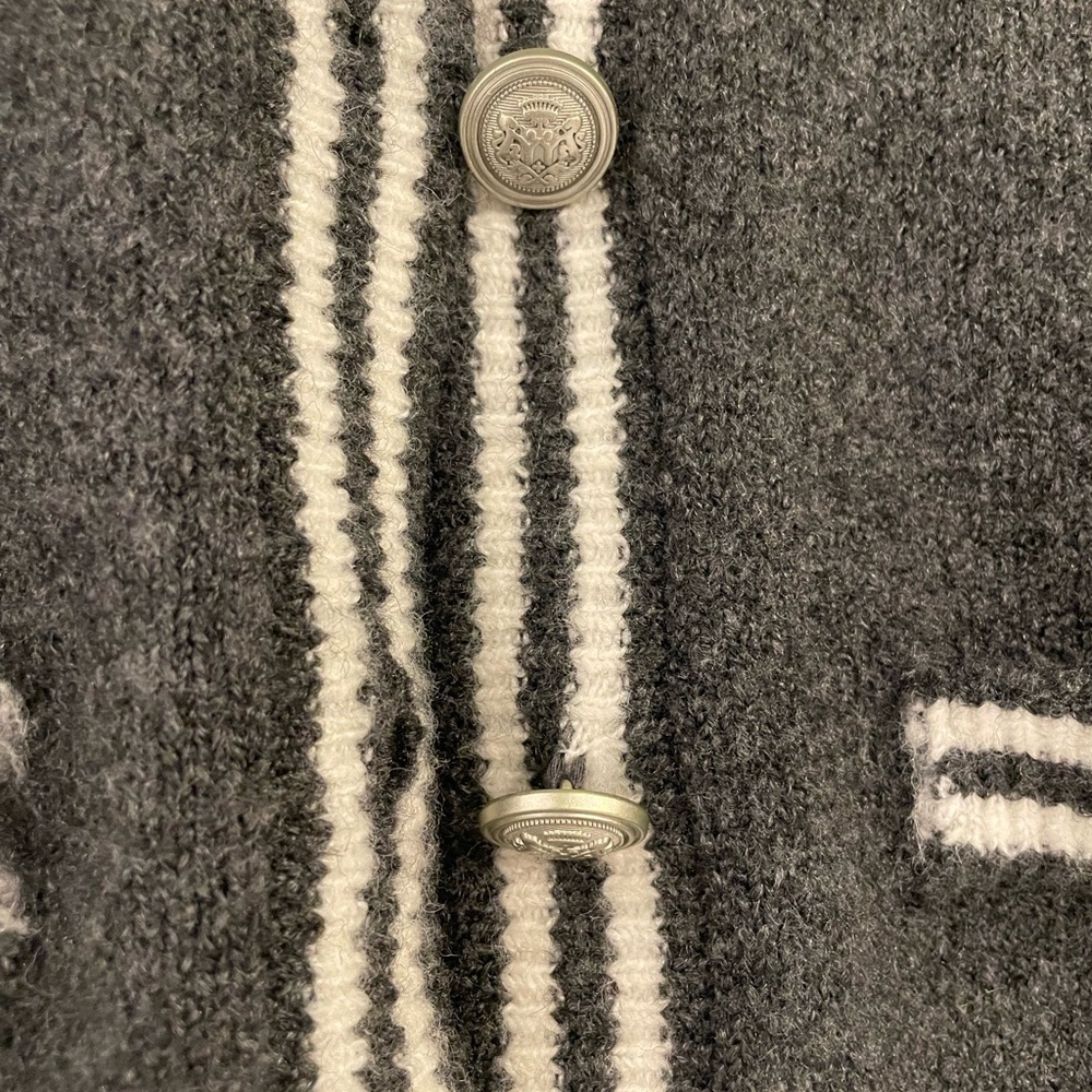 American Eagle Outfitters Whoa So Soft Crew Neck Lady Cardigan, gray/white, XS - Picture 7 of 9